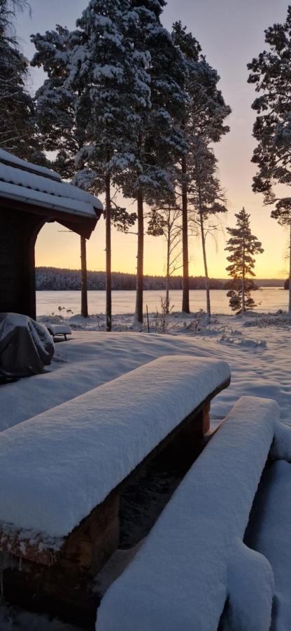 Lakeside Log Cabin Fraemby Udde Falun Exterior foto