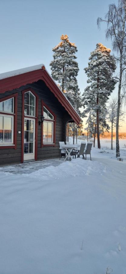 Lakeside Log Cabin Fraemby Udde Falun Habitación foto